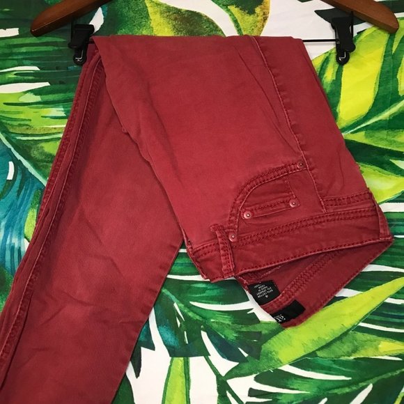 GUC $52 A.N.A Womens Size 4 Red Skinny Casual Disneybound Mickey Mouse Pants - Picture 2 of 9